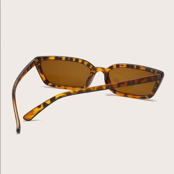 Tortoiseshell Square Cat Eye Frame Sunglasses - Picture 3 of 4